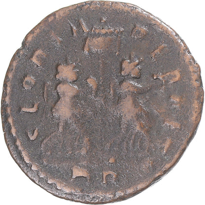 Mince, 
  
  Konstantin I. 
  
  Poloviční Follis